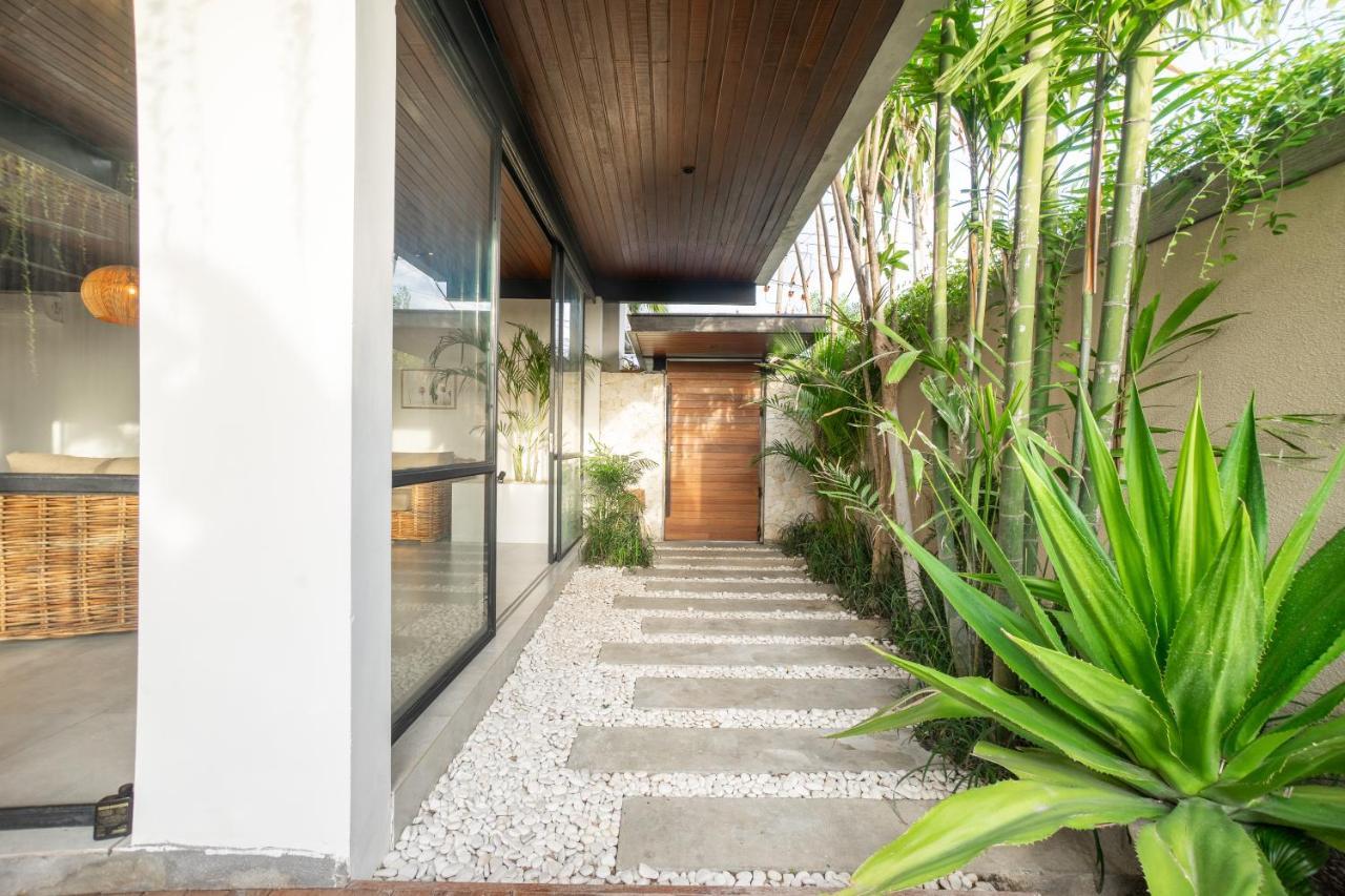 Suncoast Villa Badung  Exteriör bild
