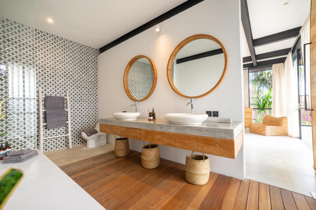 Suncoast Villa Badung  Exteriör bild